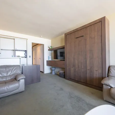 Lecomte - The Shoreline Pearl 186 Apartamento